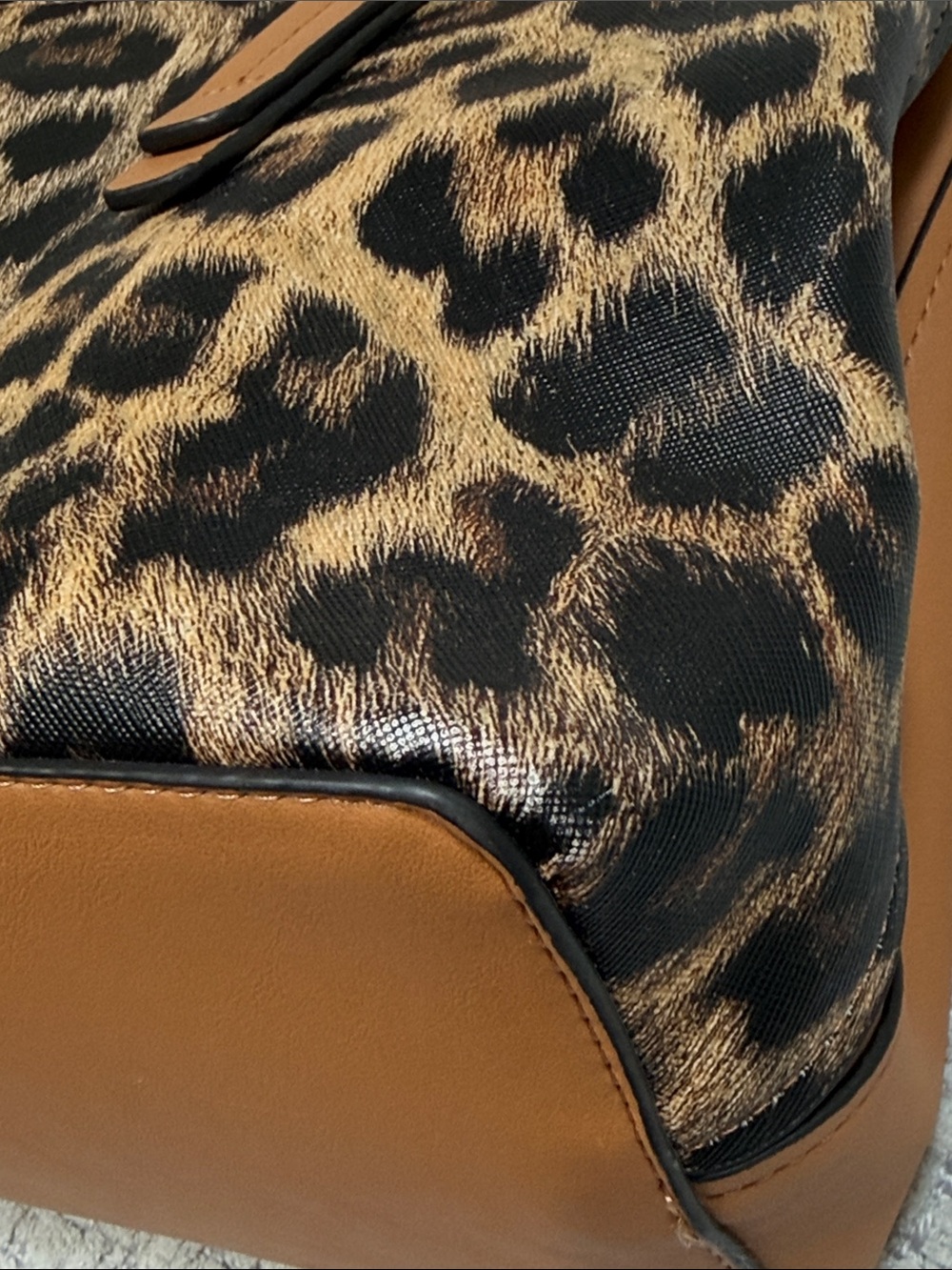 Nanette Lapore Liam Triple Section Shoulder Bag Cheetah Print Tan Vegan Leather - Picture 14 of 14